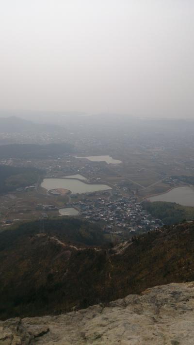 フラッと登るのにちょうどいい岩山