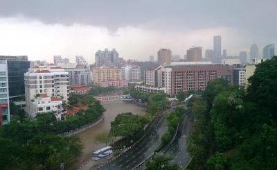 スコールが通り過ぎた後の風景です。