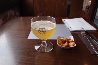 ビールとワッフルを注文しました