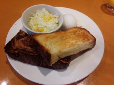 伏見神社近くで便利