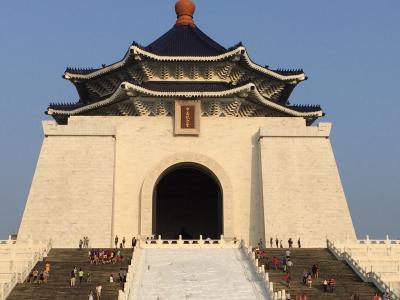 中心地に位置し、その広さに圧倒されます