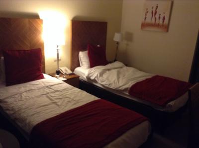 最初は左側のように整っていました