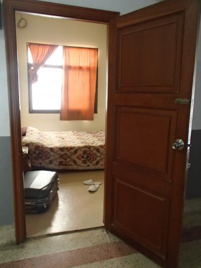 部屋を入ったところ