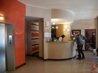 ホテルのフロント