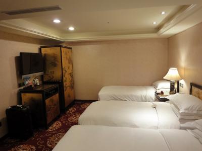 ロイヤル シーズンズ ホテル 台北 (皇家季節酒店台北館)