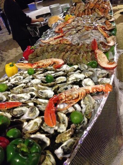 ガラディナー　ビーチサイドでの食事?