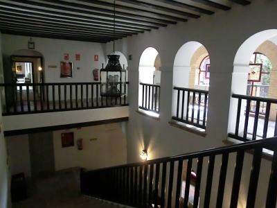 広い建物を散策するのも楽しい