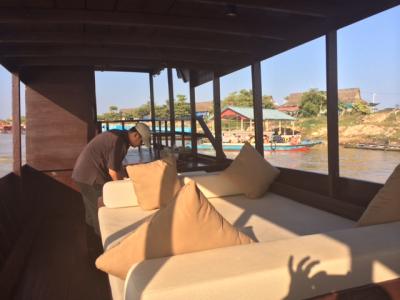 アマンのクル−ズ船は大きくて、清潔で、スタッフがたくさん