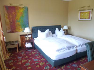 シックなもので、モダンなユーゲント・シュティール様式