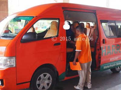 送迎車。巡回しているので、すぐに戻ってきます。