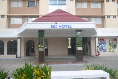 プールは一杯あり、良いと思います