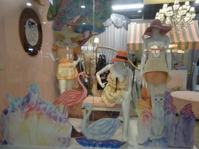 なんでも揃うショッピングモール