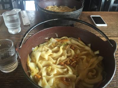 店員が店内を走る…