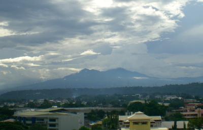 フィリピン最高峰