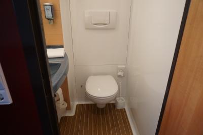 トイレの中　ちゃんと洗面台もついてます　きれいでしたよ