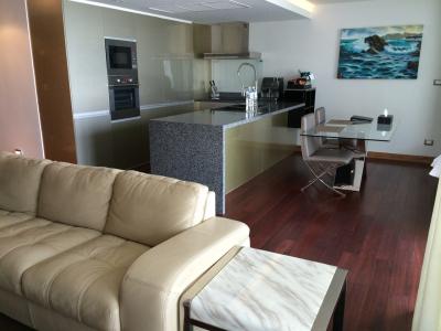 サロンパスな日々  25APR2014