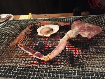 贅沢な広い空間で新鮮な北海道の食材を満腹食す