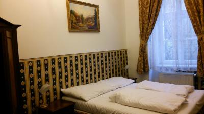 クラシカルな雰囲気のお部屋