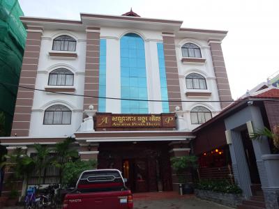 小ぢんまりした家庭的なホテル