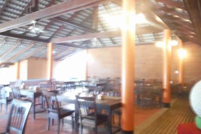 ロビー横のレストラン。