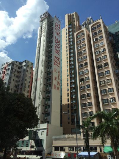 香港らしく、細くて高いビルです