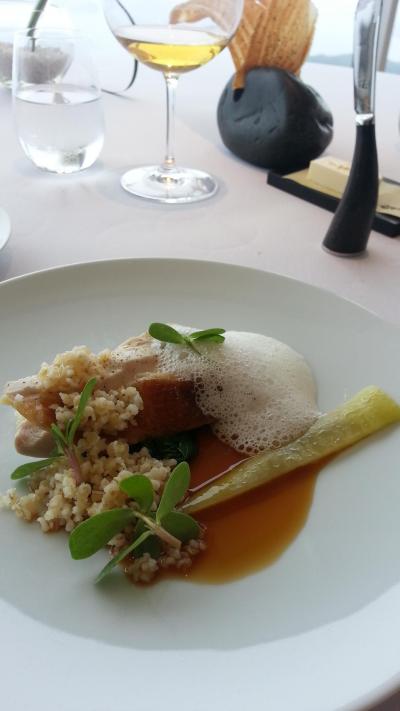 2つ星の接客とお料理。