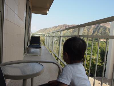 細長いけどＬ字型のラナイ