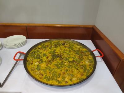 イメージより地味なパエージャ