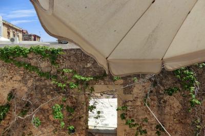 バルコニーからの真向かい