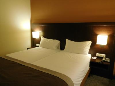 ダブルベッドでした。ツインもあるのかな？