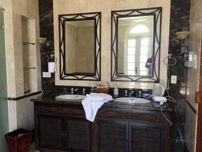 パウダールーム