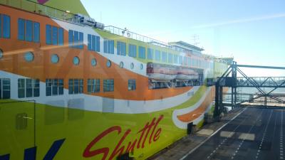 こちらで隣国エストニアへ