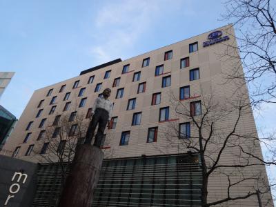 タワーブリッジへの散策