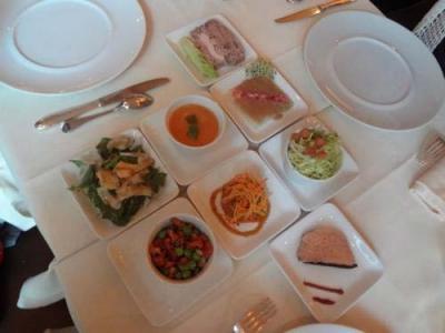 オペラ座近くで少しだけお洒落なディナーを