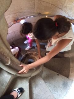 ネット予約＆生誕のファサードは必須です