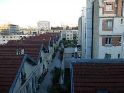 502号室からの早朝の景色