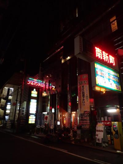 繁華街のど真中の使い勝手のいいカプセル