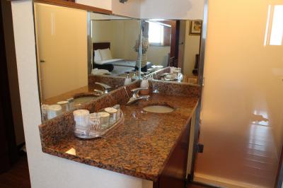 バスルームの前に洗面所