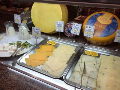 朝食のチーズいろいろ