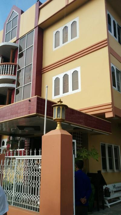 徒歩圏内にマーケットがある