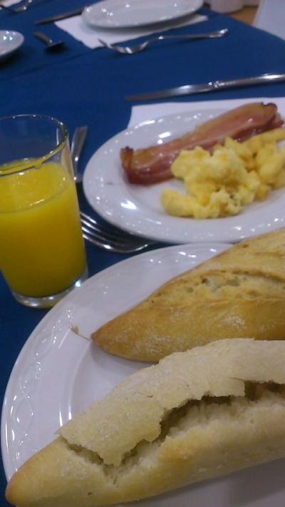 朝食の種類は少ないけれど、食べすぎなくて良いかもね