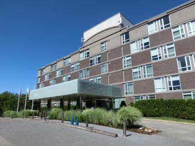 郊外の快適なホテル