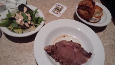 一階のビュッフェ