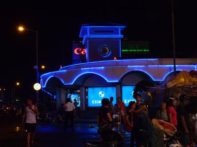 サイゴンのランドマーク的市場。