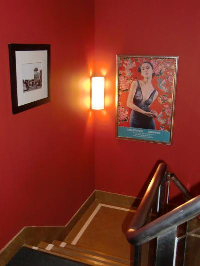 ルーフトップバーへの階段