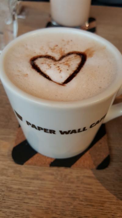 駅中とは思えない静かなカフェ