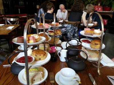 アフタヌーンティー満喫！