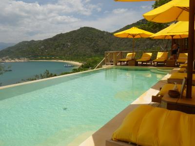 ヒルトップリザーブにある新しいメインプール