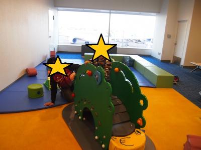 ゲートが隣の番号でも結構な距離があります