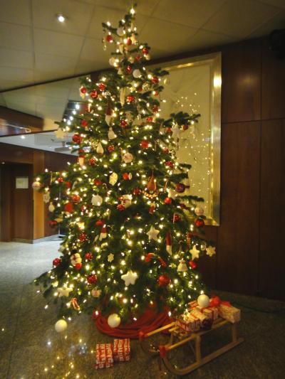 ロビーのツリー